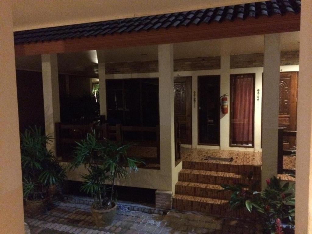 Chaya Resort Ao Nang Buitenkant foto