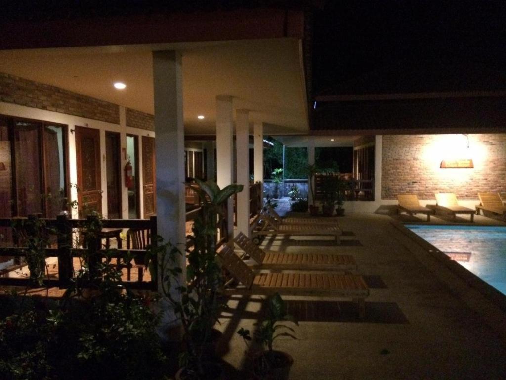 Chaya Resort Ao Nang Buitenkant foto
